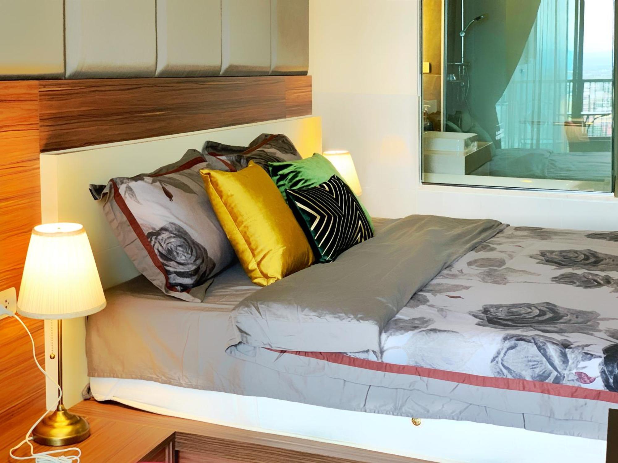 The Astra Cozy Living Suite Chiang Mai Extérieur photo